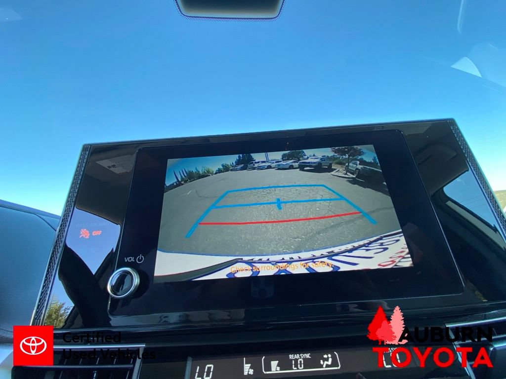 Certified 2026 Toyota Sienna LE FWD image 47