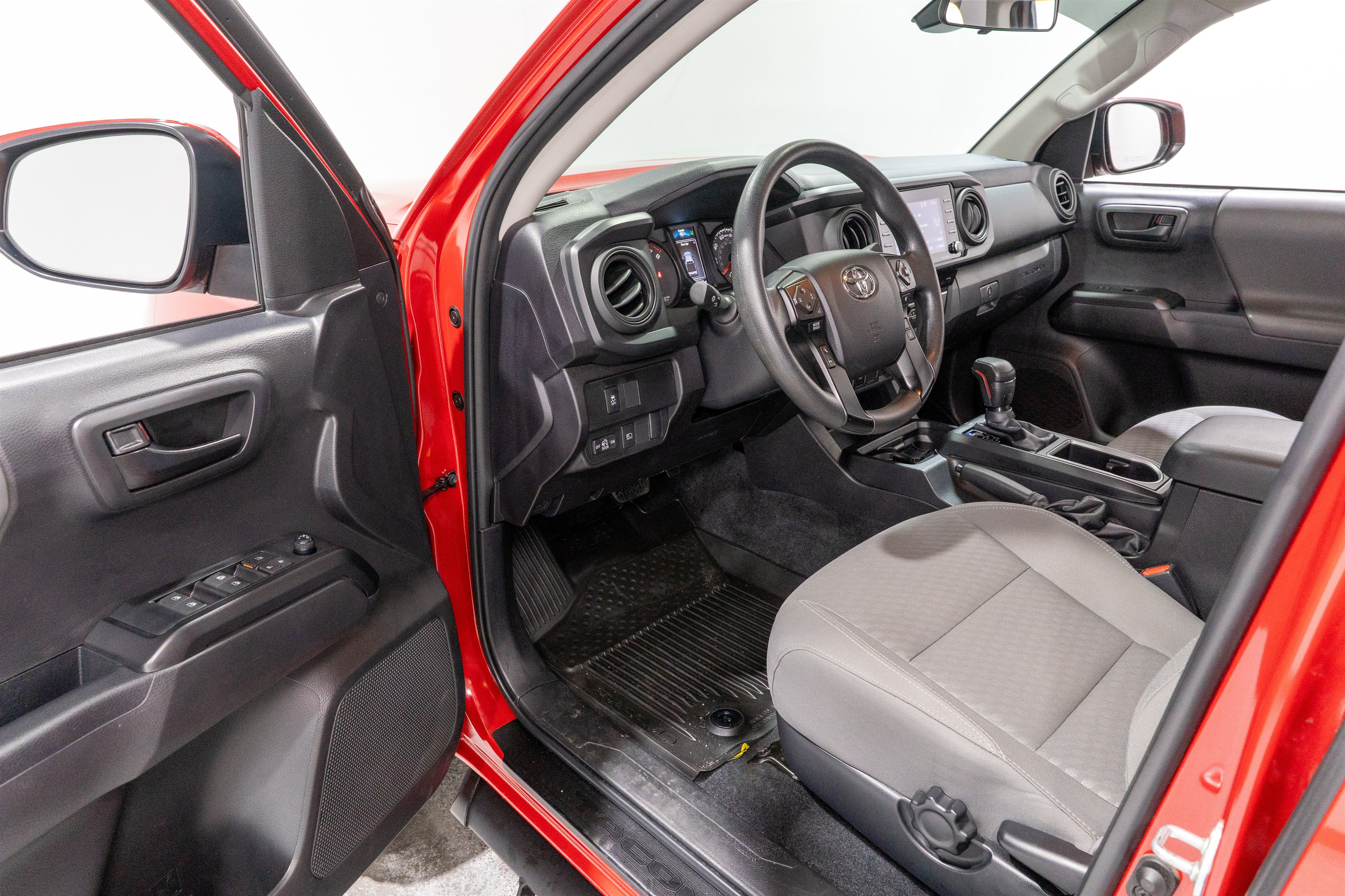 Used 2023 Toyota Tacoma SR AWD/4WD image 14