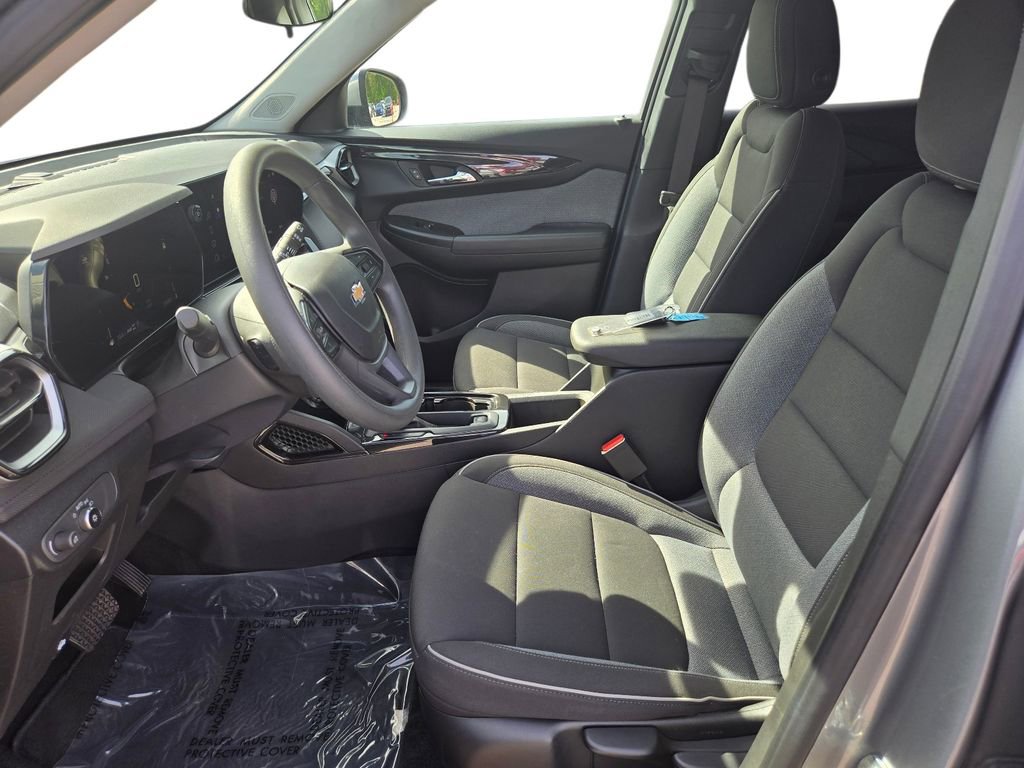 Used 2025 Chevrolet TrailBlazer LT image 19