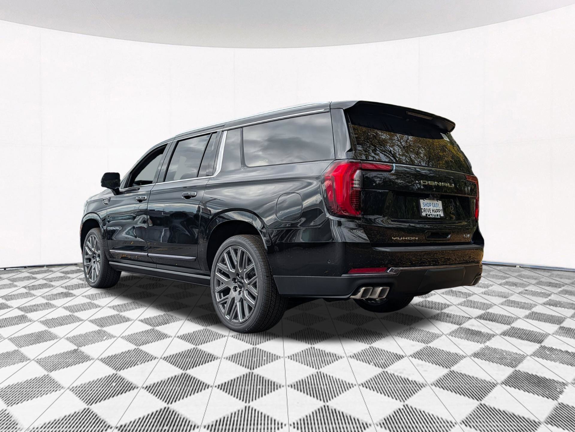 New 2026 GMC Yukon XL Denali Ultimate w/ LPO, Floor Liner Package AWD/4WD image 25