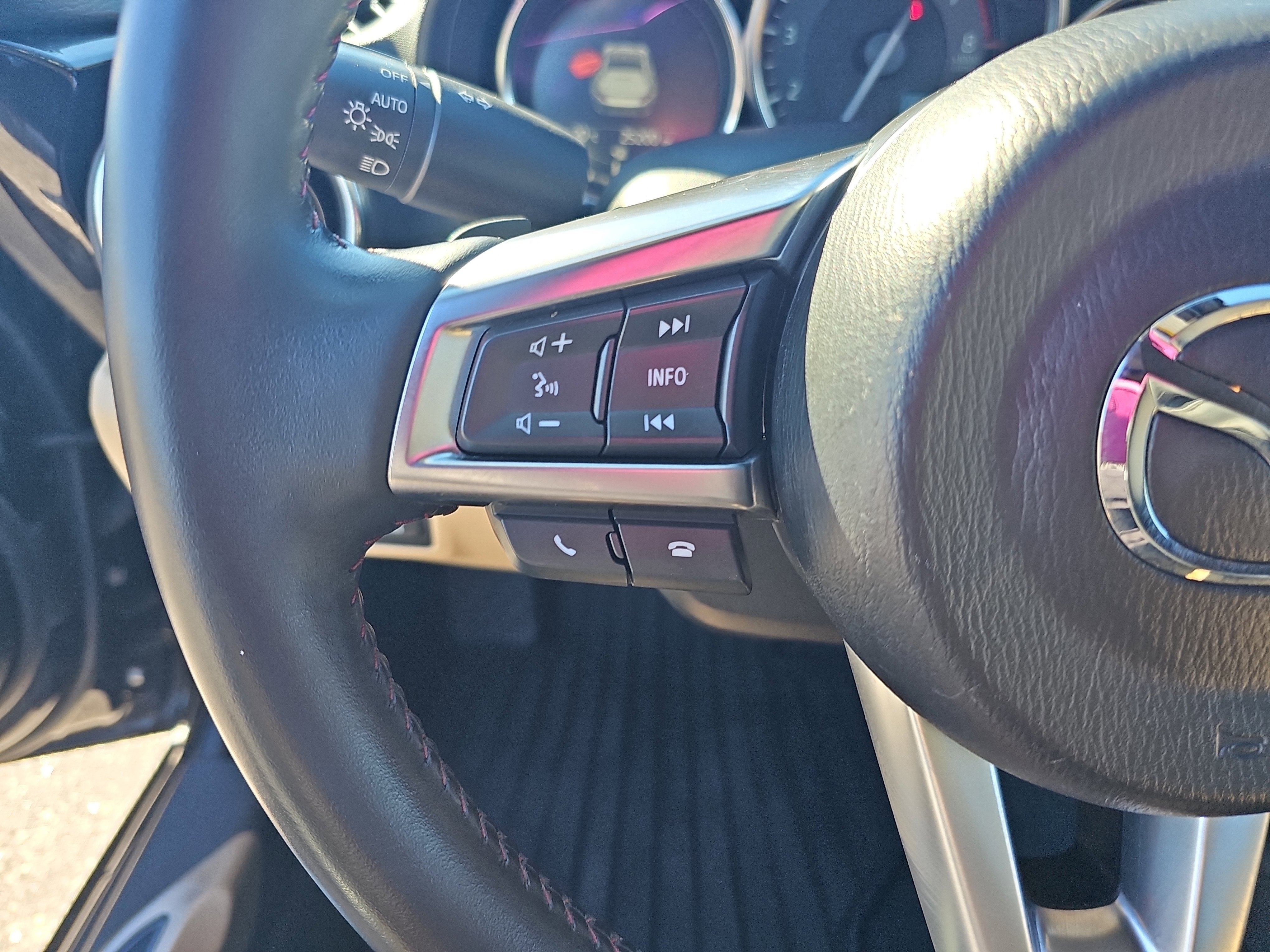 Used 2017 MAZDA MX-5 Miata RF Grand Touring image 14