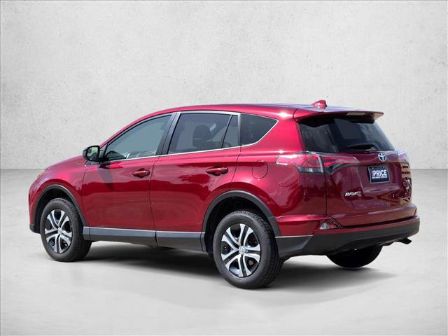 Used 2018 Toyota RAV4 LE FWD image 7