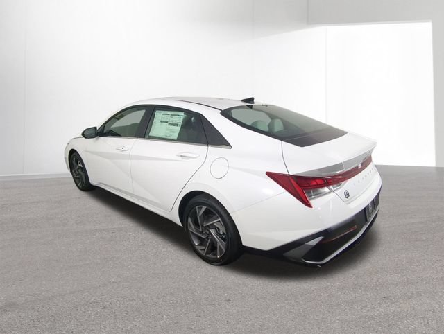 New 2026 Hyundai Elantra Limited FWD image 33