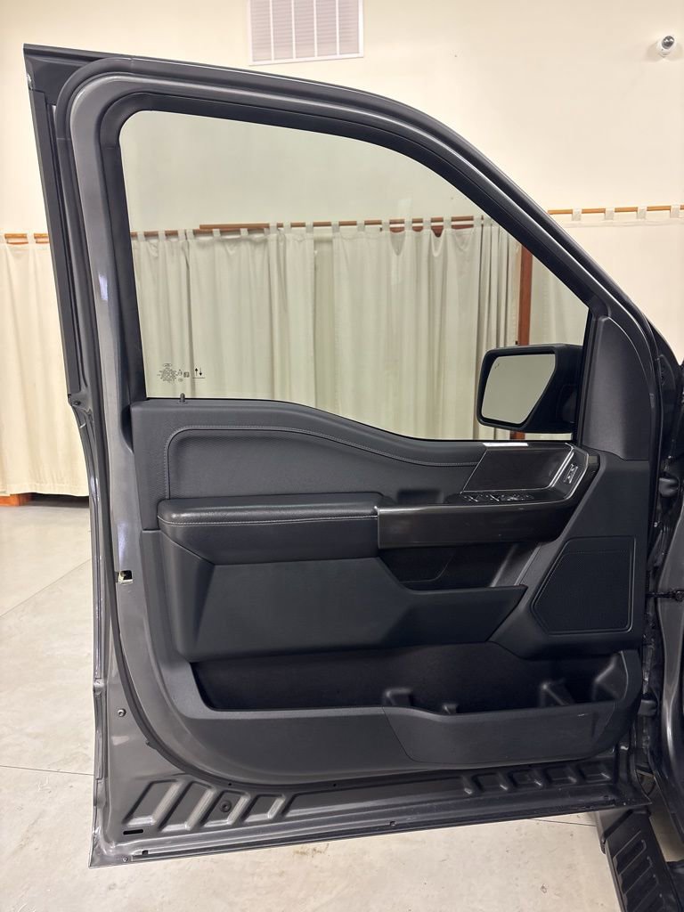 Used 2021 Ford F150 XLT w/ Equipment Group 302A High image 18