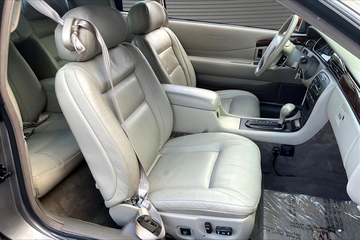 Used 1996 Cadillac Eldorado FWD image 26