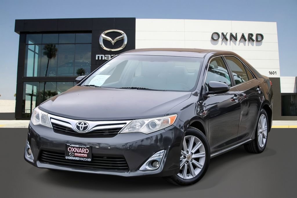 Used 2012 Toyota Camry XLE w/ Leather Pkg video 1