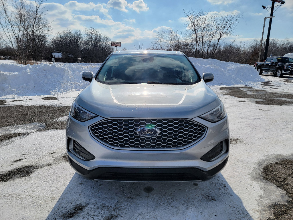 Used 2024 Ford Edge SEL image 2