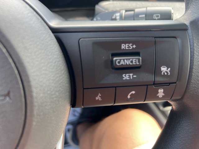 New 2025 Nissan Kicks SV w/ SV Premium Package image 13
