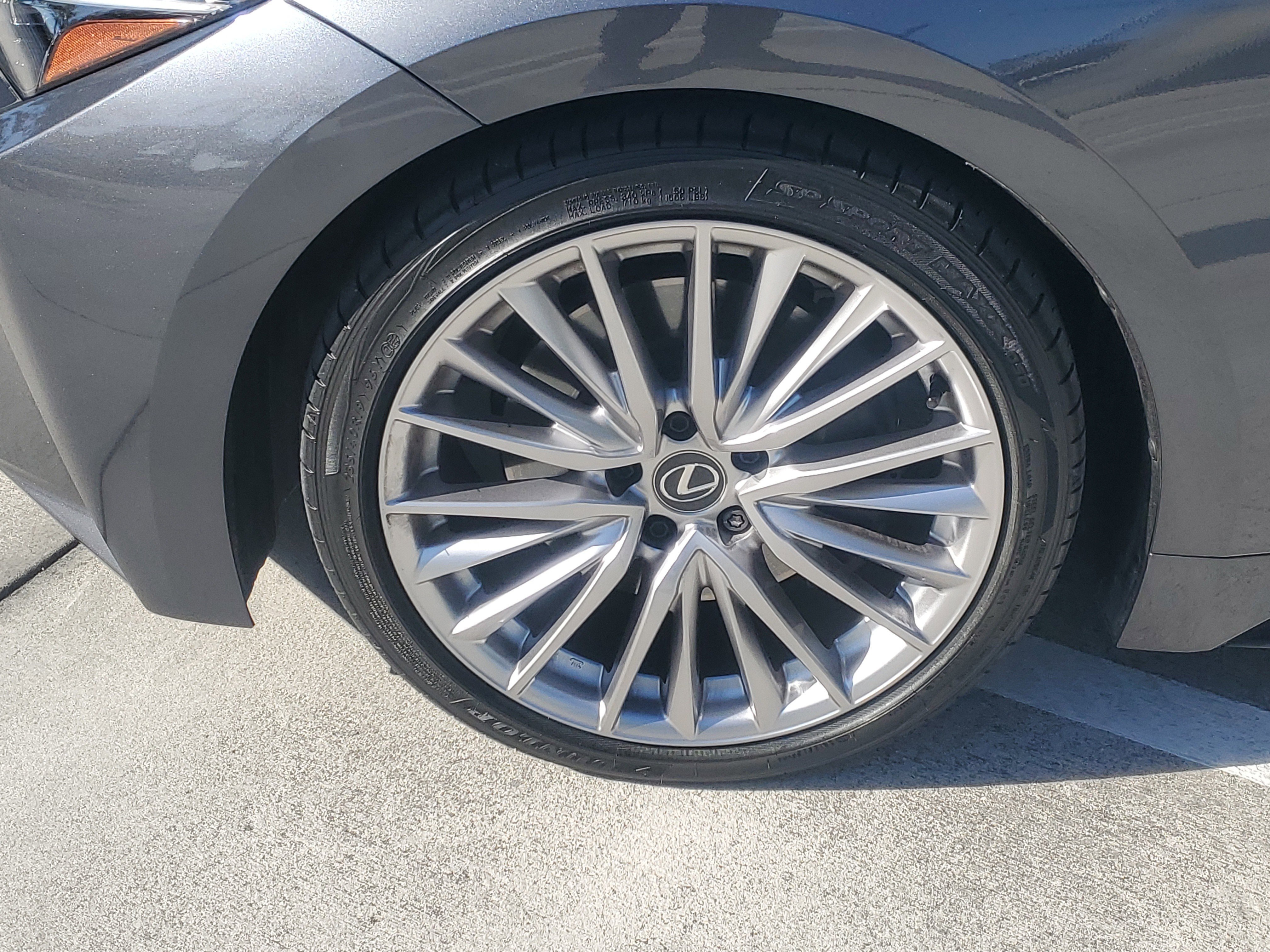 Used 2025 Lexus IS 300 w/ Premium Package RWD image 7