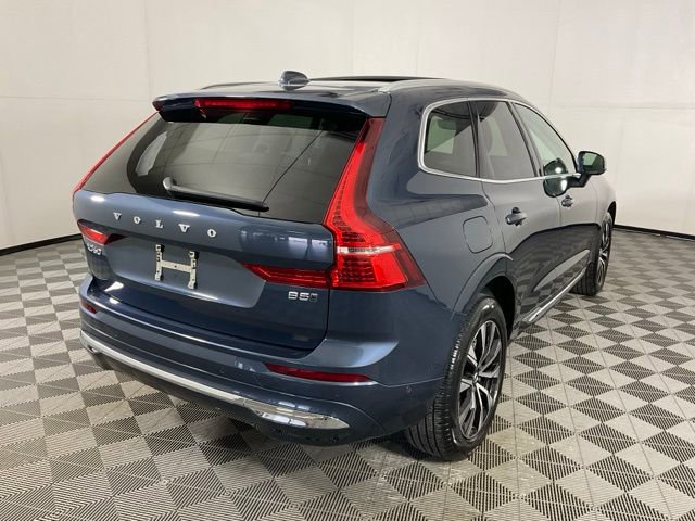 Certified 2023 Volvo XC60 B5 Plus AWD/4WD image 6