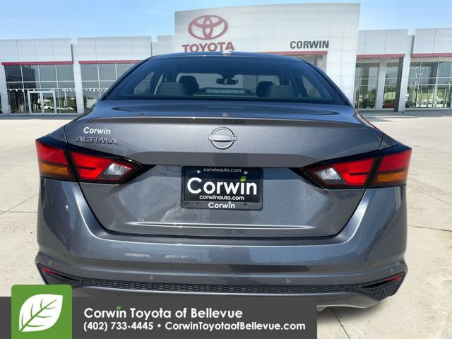 Used 2025 Nissan Altima 2.5 SV FWD image 4