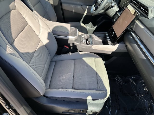 Certified 2025 GMC Terrain Elevation w/ Elevation Premium Package AWD/4WD image 34