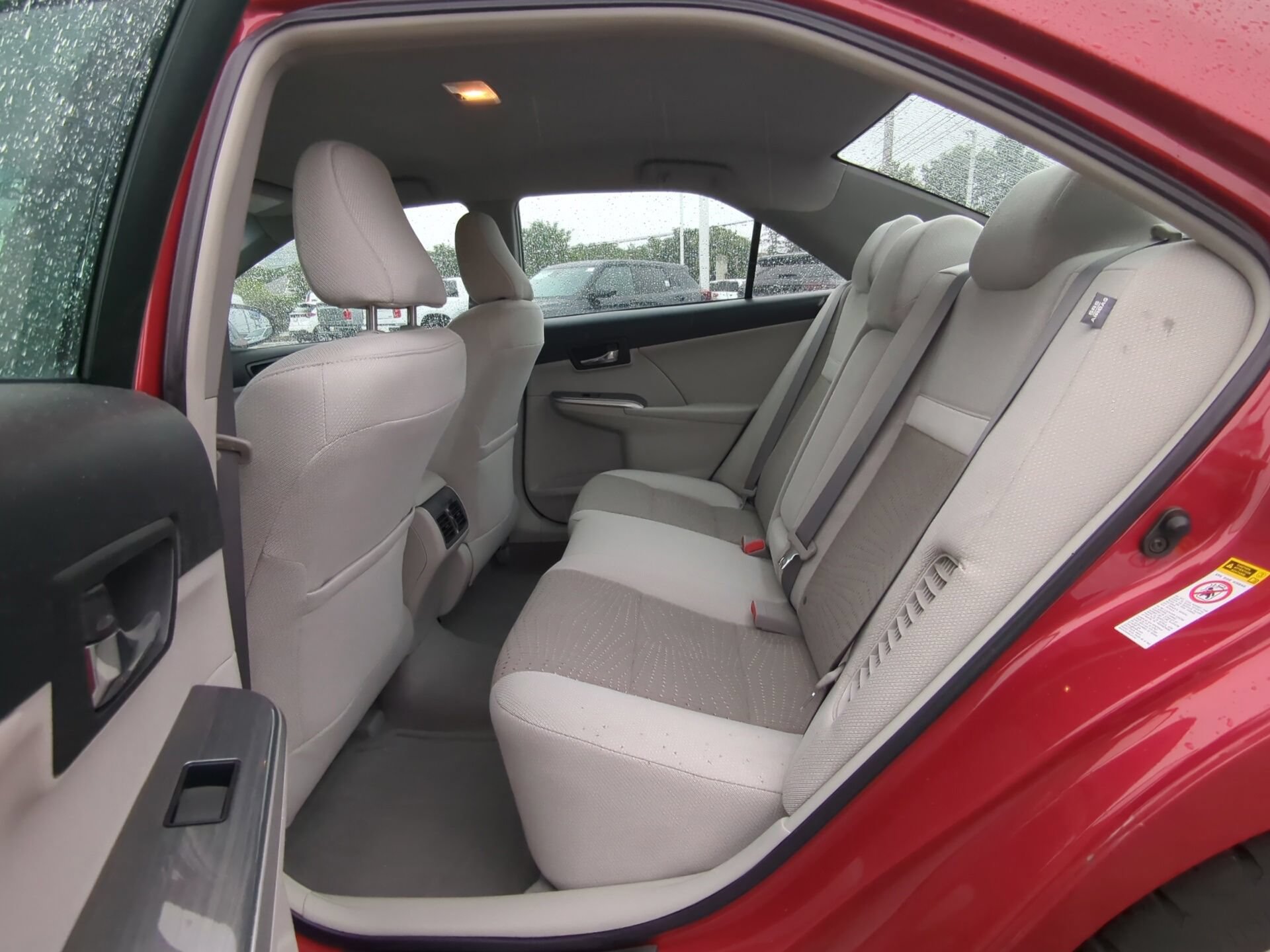 Used 2013 Toyota Camry XLE FWD image 10