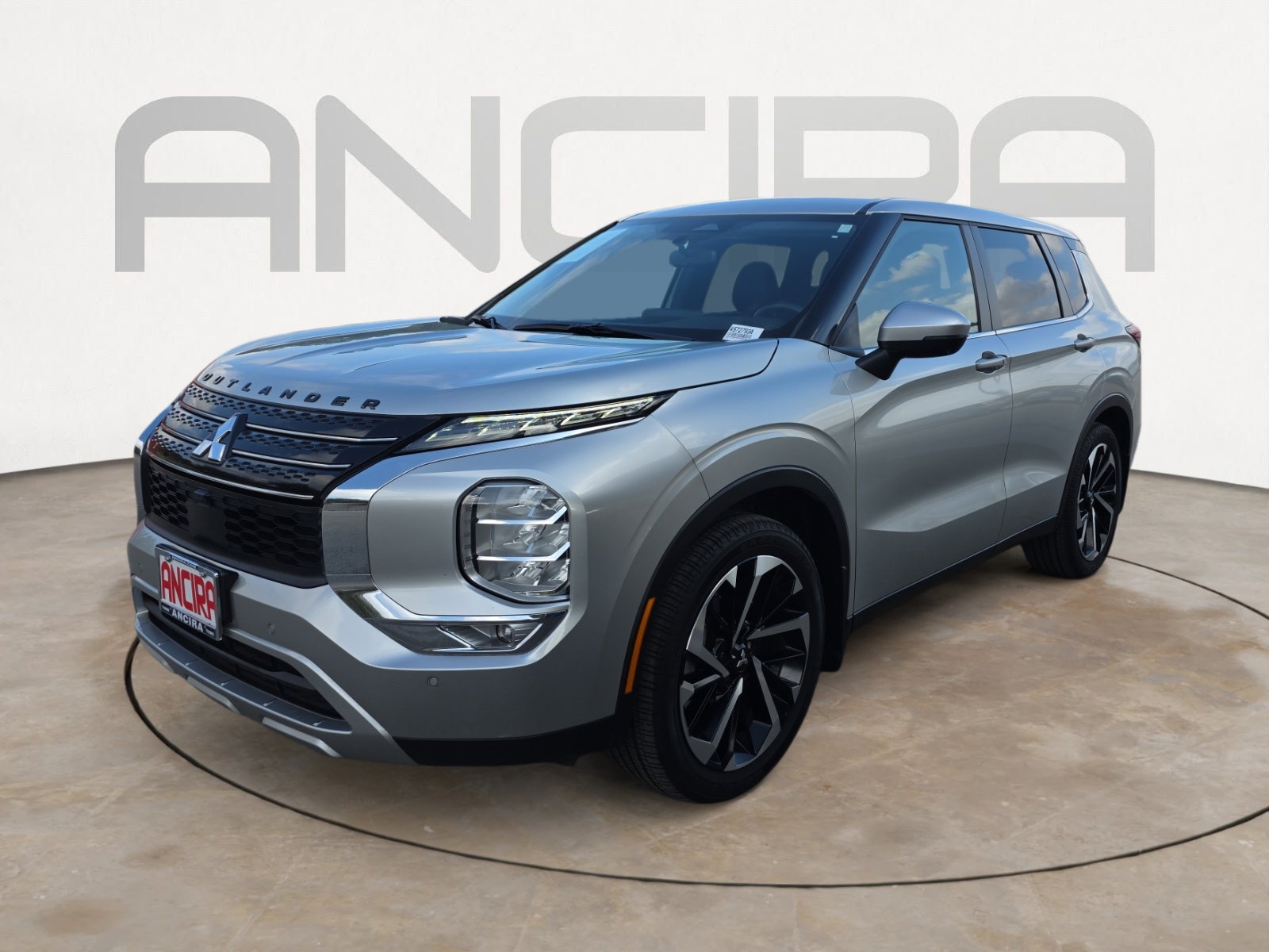 Used 2024 Mitsubishi Outlander SE image 5