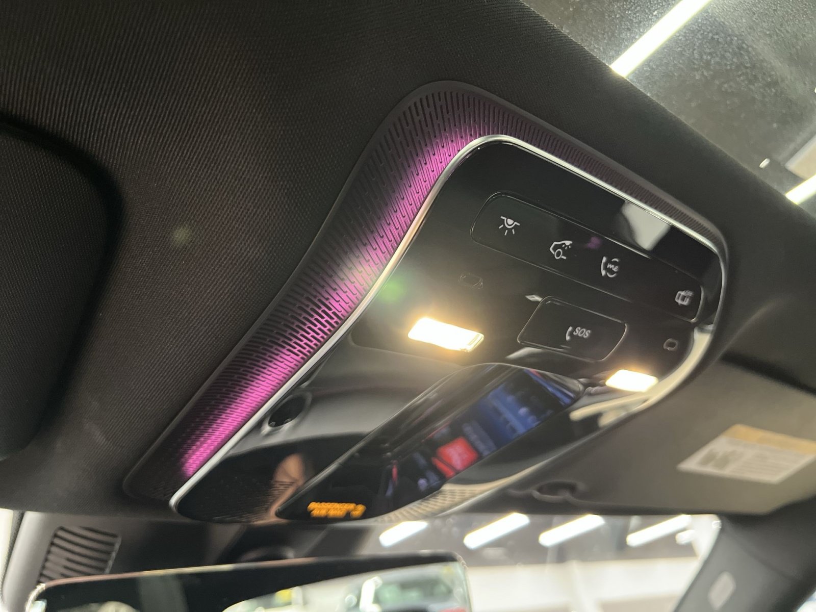 Used 2025 Mercedes-Benz C 300 4MATIC Sedan image 31