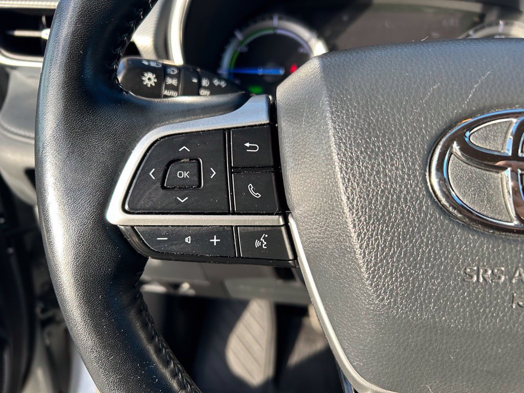 Used 2022 Toyota Highlander Platinum AWD/4WD image 21