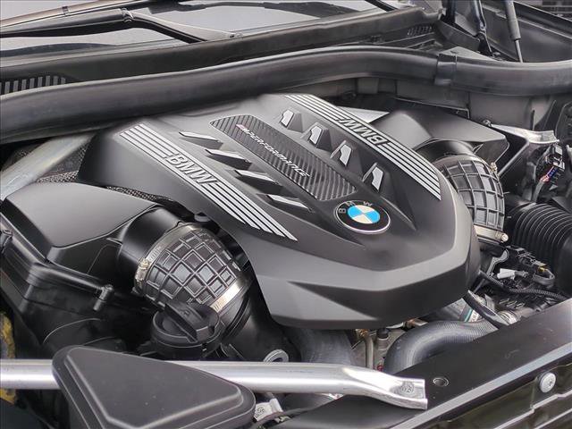 Used 2020 BMW X7 M50i w/ Dynamic Handling Package image 19