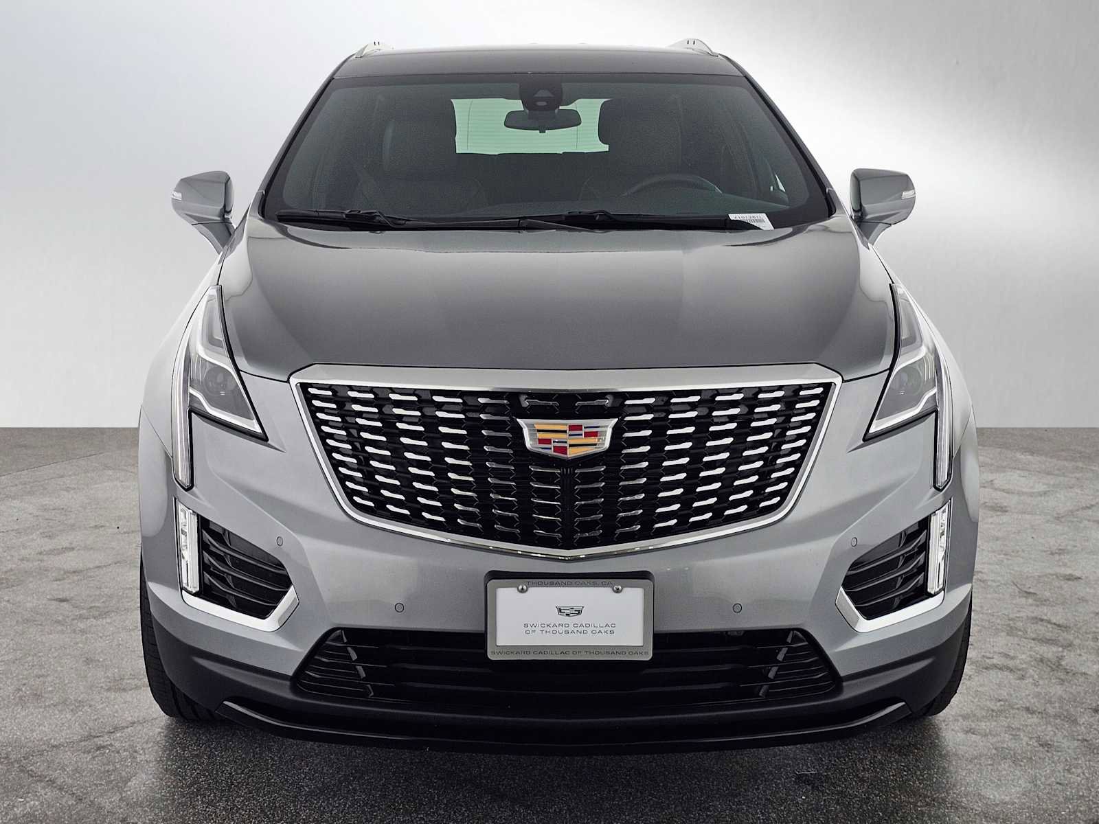 Used 2026 Cadillac XT5 Luxury w/ LPO, Floor Liner Package FWD image 8