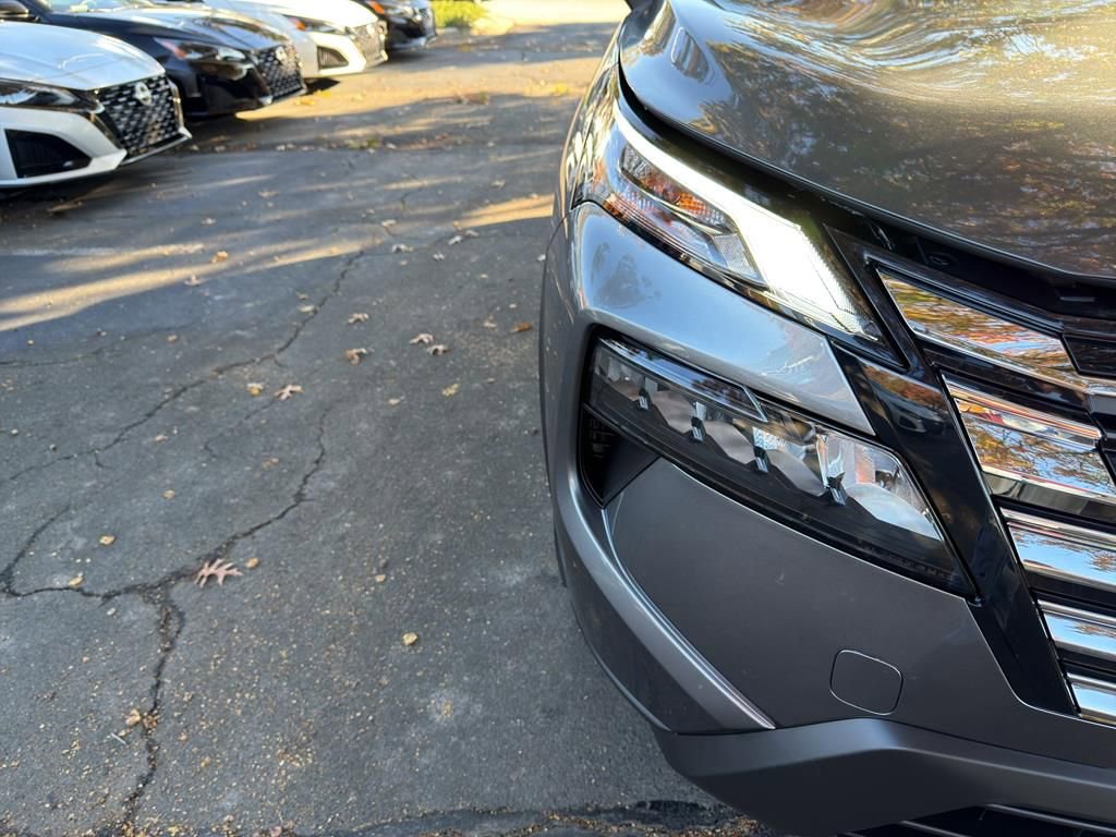 New 2026 Nissan Rogue SV w/ Cold Weather Package image 10