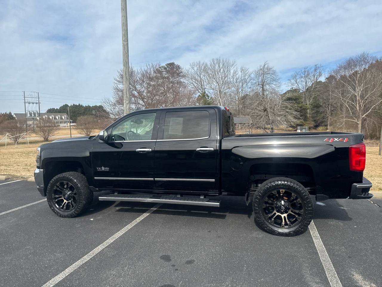 Used 2018 Chevrolet Silverado 1500 LTZ w/ Texas Edition AWD/4WD image 9