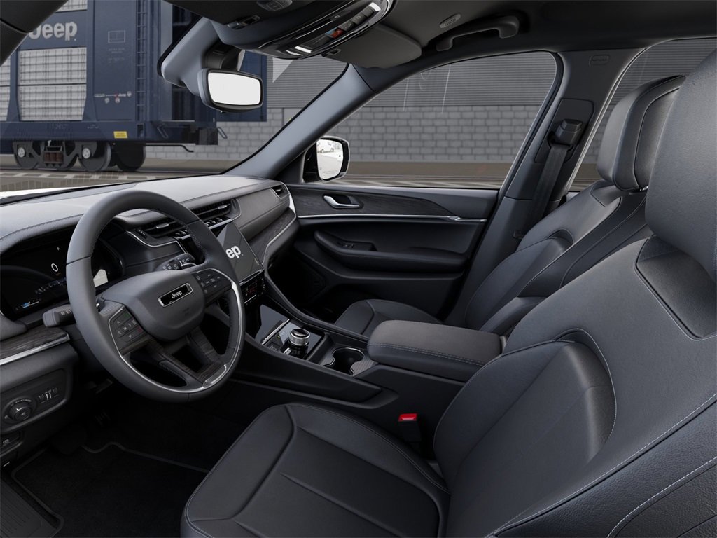 New 2025 Jeep Grand Cherokee L Limited w/ Black Appearance Package image 22