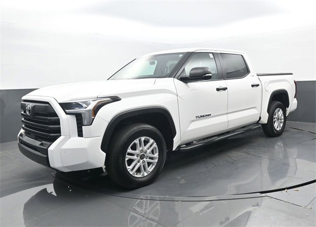 Used 2024 Toyota Tundra SR5 w/ SR5 Convenience Package image 21