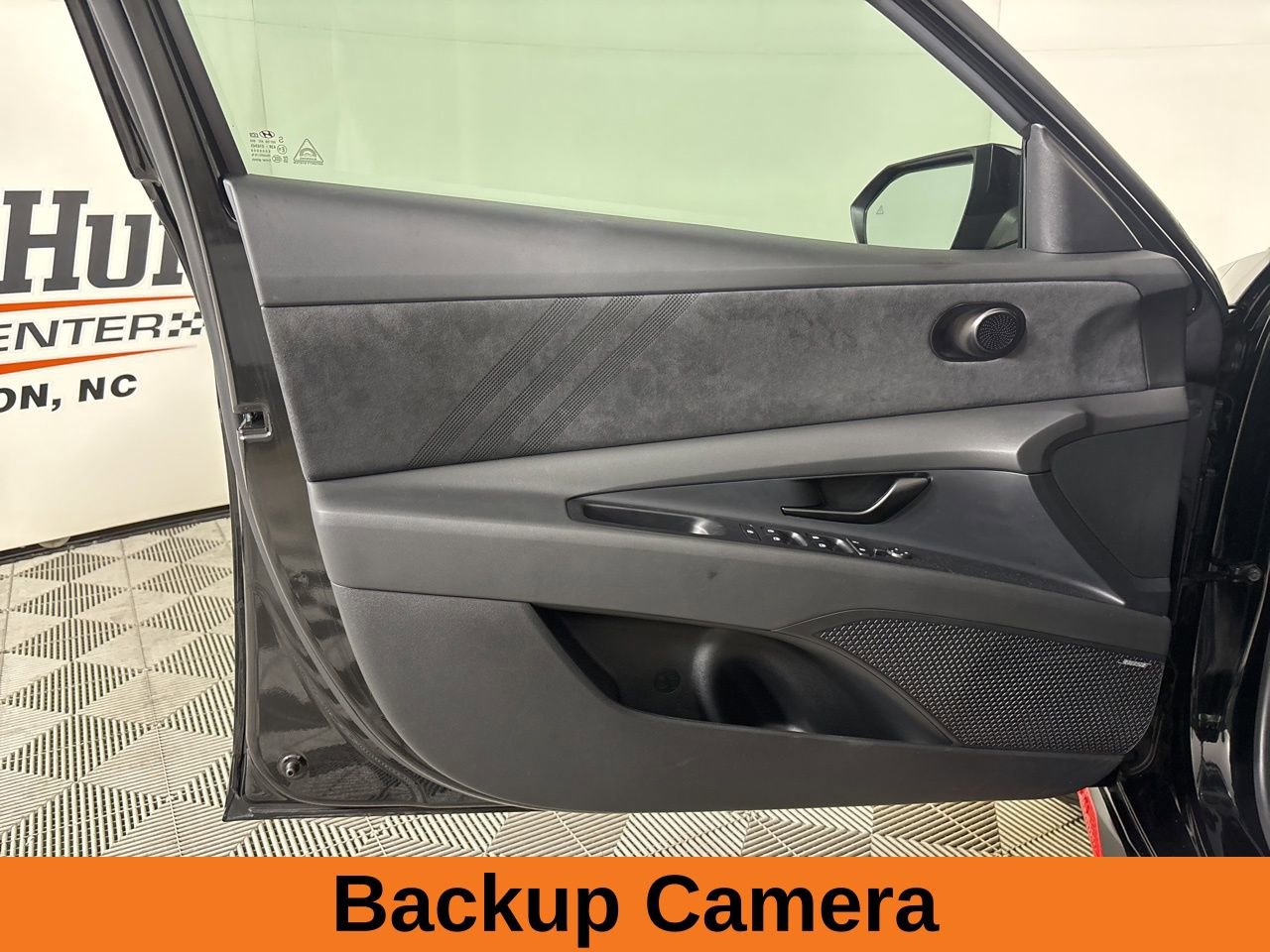 Used 2025 Hyundai Elantra N image 8