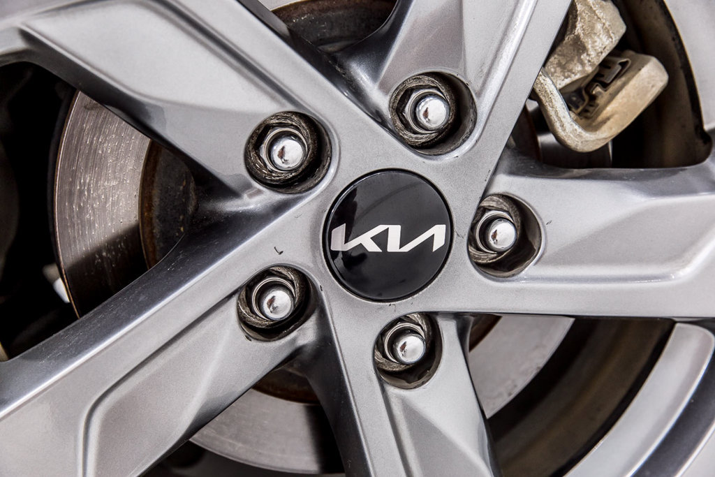 Used 2023 Kia K5 LXS FWD image 40