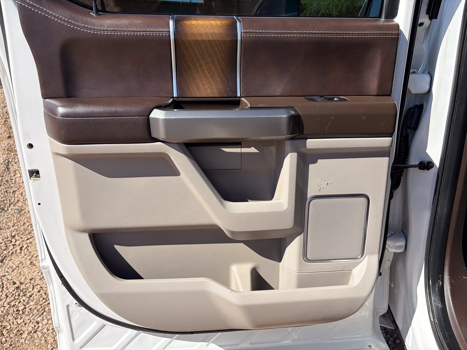 Used 2018 Ford F350 Limited AWD/4WD image 33