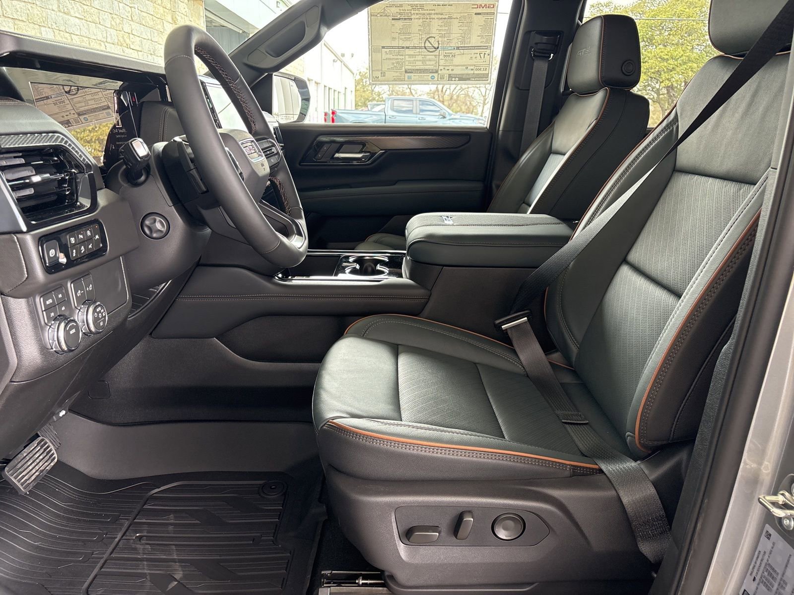 New 2026 GMC Yukon AT4 w/ LPO, Floor Liner Package image 16