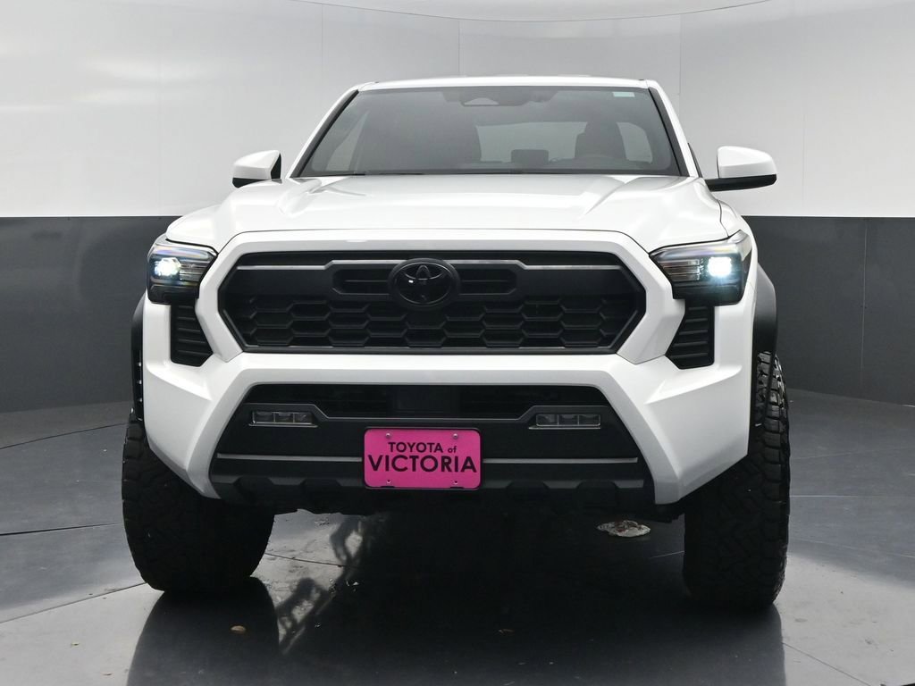 Used 2024 Toyota Tacoma TRD Off-Road AWD/4WD image 16