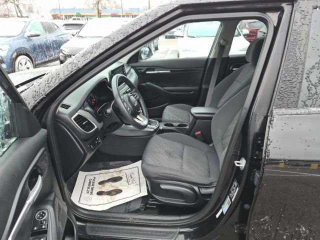 Used 2023 Kia Seltos LX image 13