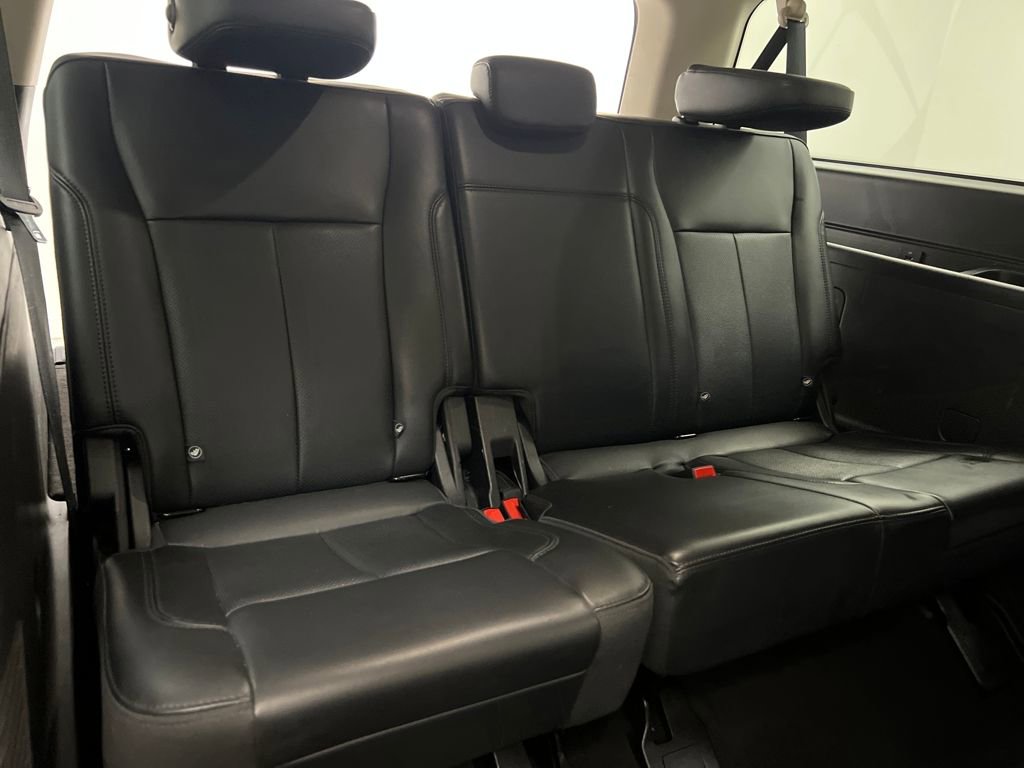 Used 2024 Ford Expedition Max XLT image 32