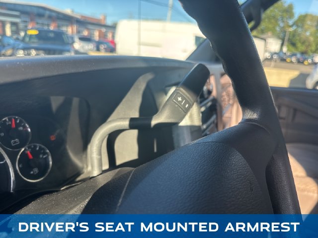 Used 2017 Chevrolet Express 3500 RWD image 24