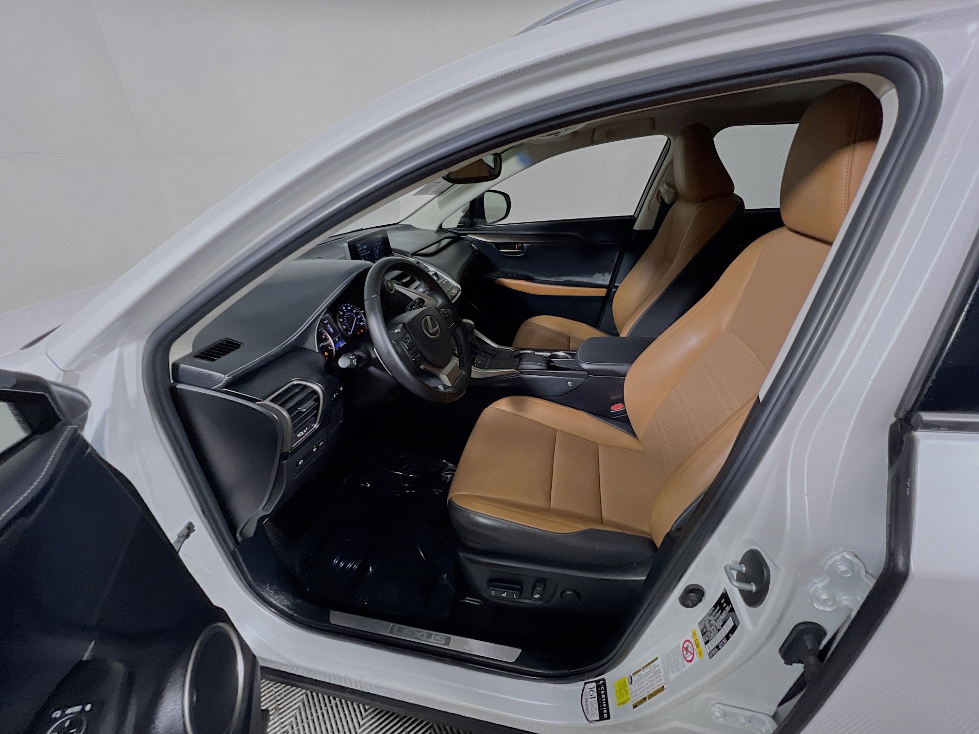 Used 2018 Lexus NX 300 FWD w/ Comfort Package image 15