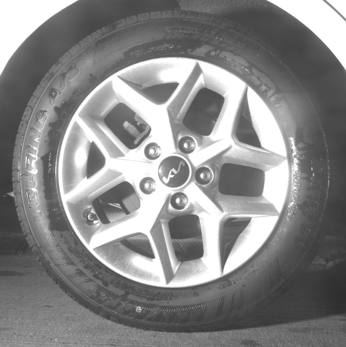 Used 2025 Kia Soul LX w/ LX Technology Package FWD image 12
