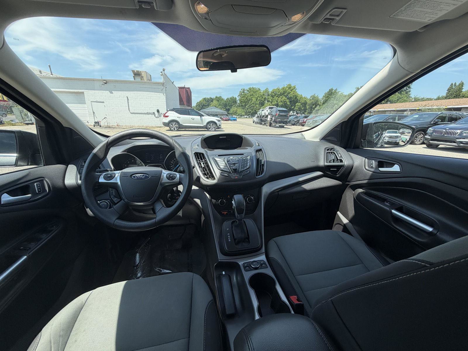 Used 2015 Ford Escape SE AWD/4WD image 22