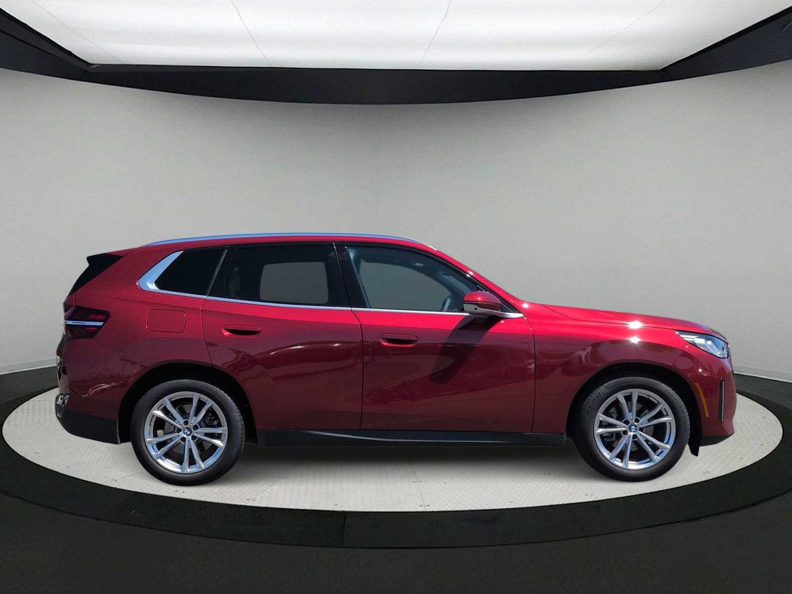 Used 2025 BMW X3 xDrive30i w/ Premium Package AWD/4WD image 9