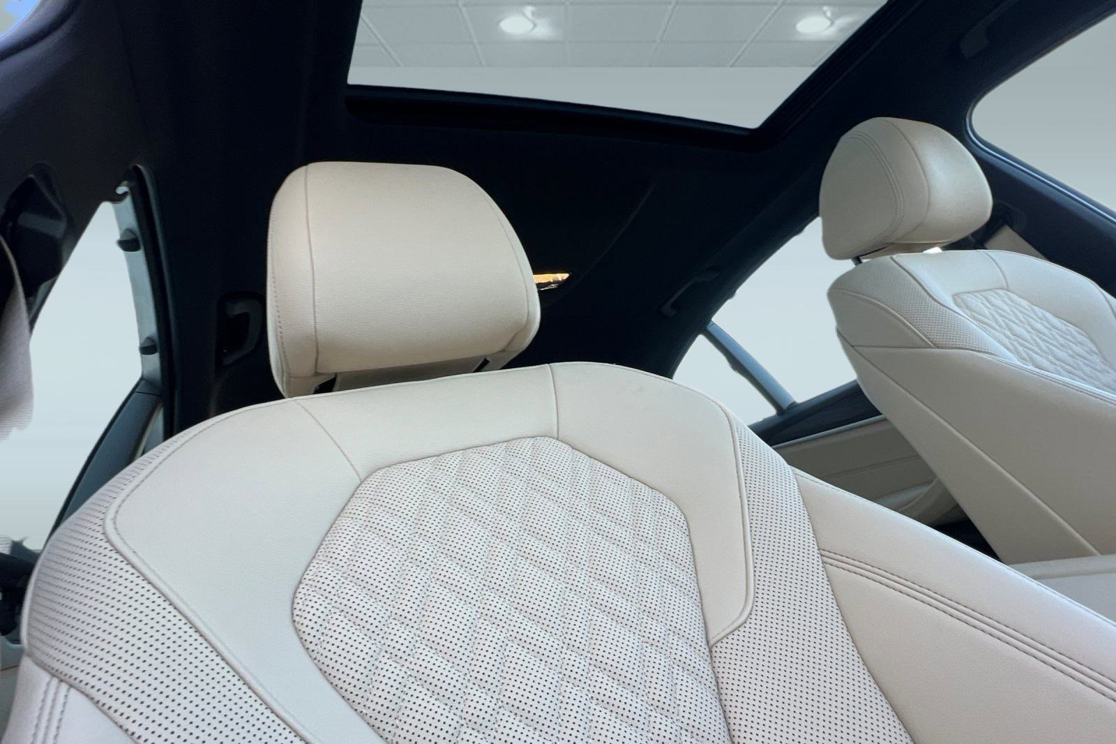 Certified 2023 BMW 530i xDrive w/ Executive Package image 31