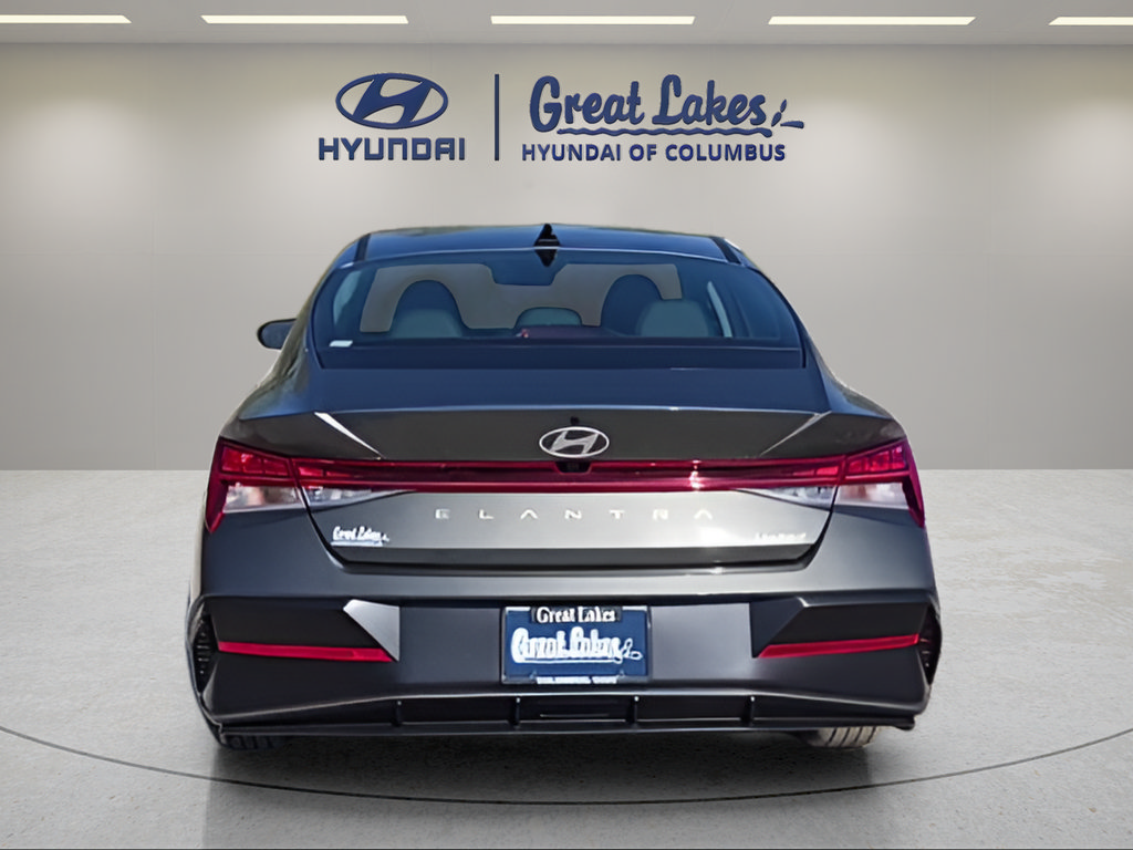 New 2026 Hyundai Elantra Limited FWD image 5