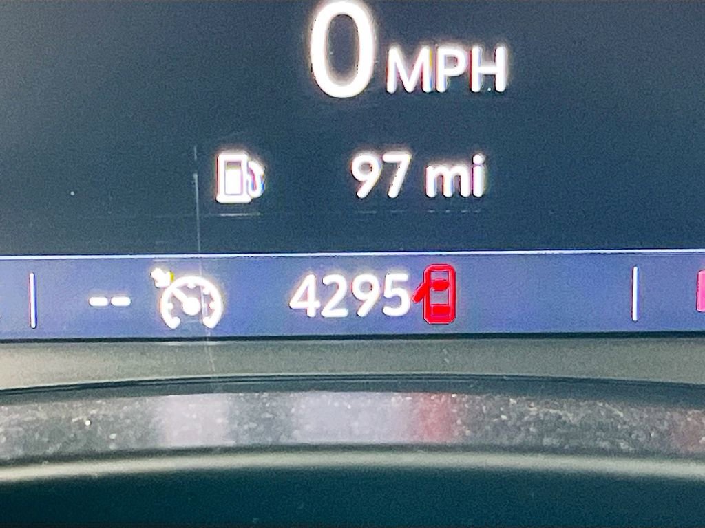 Used 2023 Chevrolet Equinox Premier w/ LPO, Floor Liner Package image 12