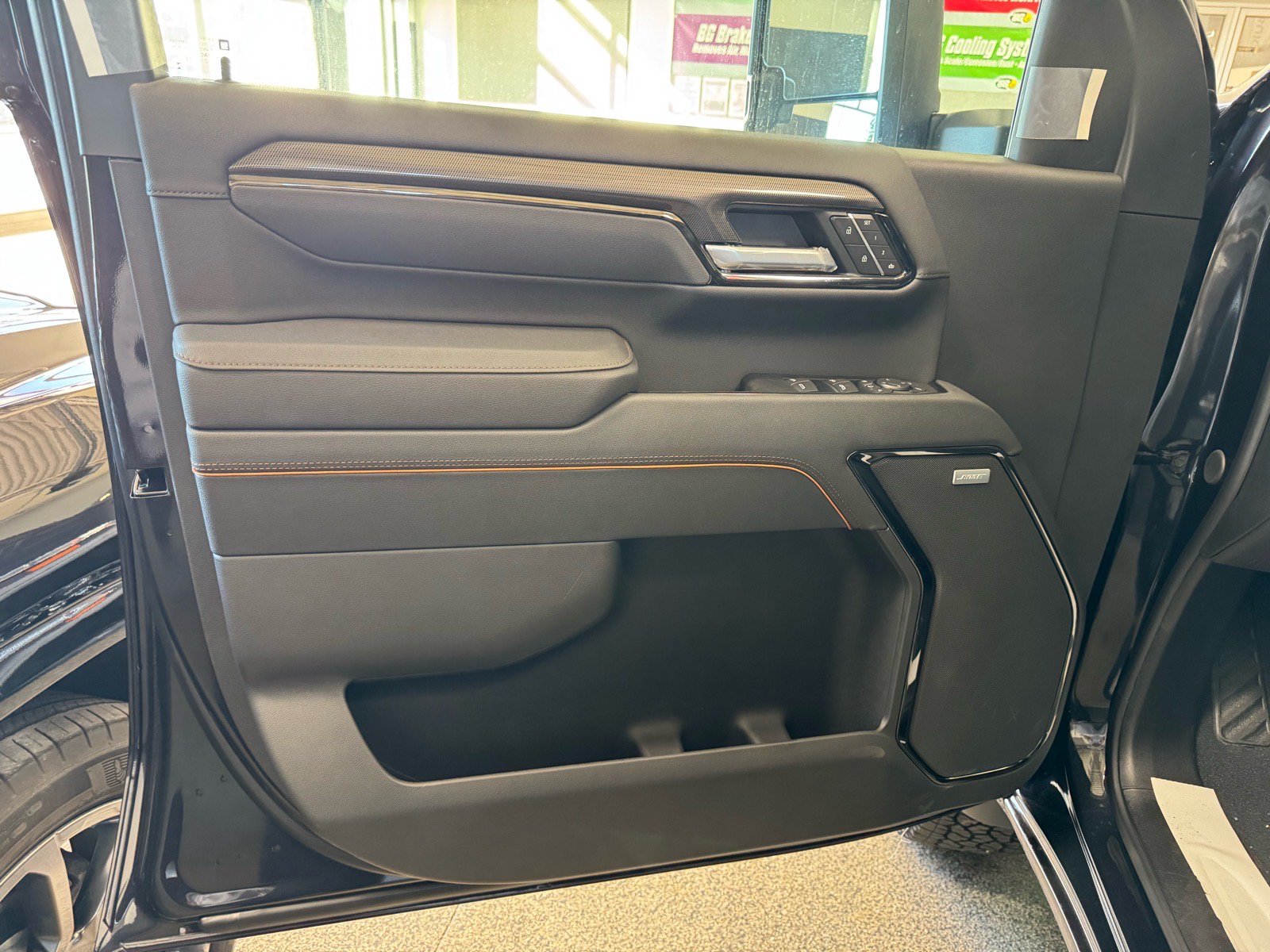 New 2026 GMC Sierra 2500 AT4 w/ AT4 Premium Plus Package AWD/4WD image 17