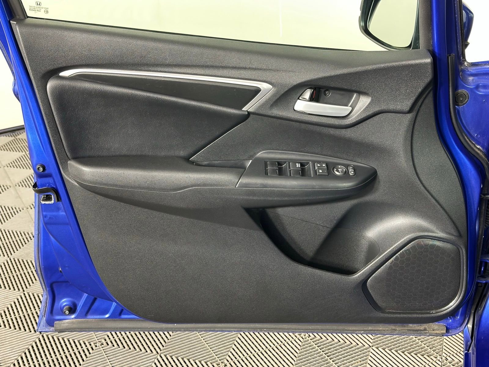 Used 2018 Honda Fit EX-L image 29