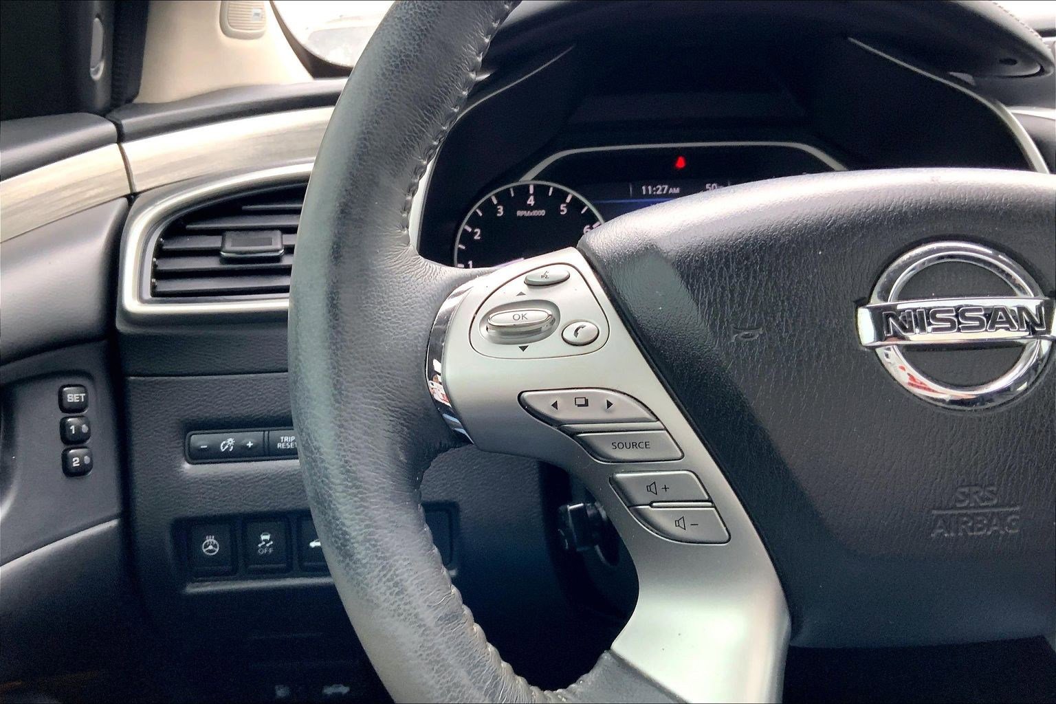 Used 2018 Nissan Murano Platinum w/ Cargo Package image 19