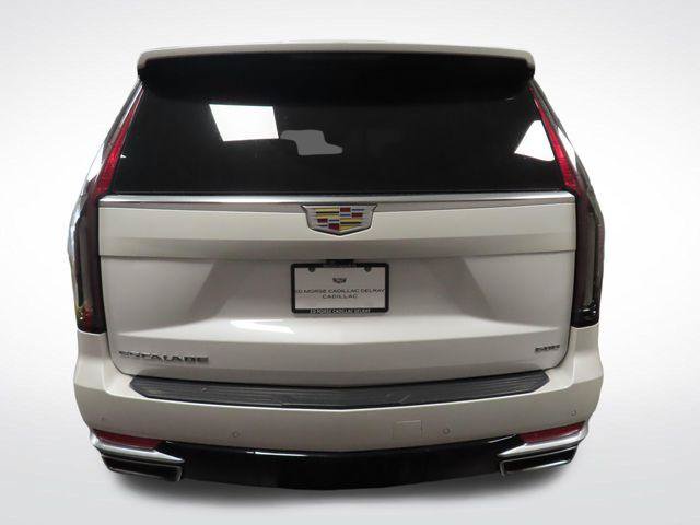 Certified 2024 Cadillac Escalade Premium Luxury w/ Performance Package AWD/4WD image 33