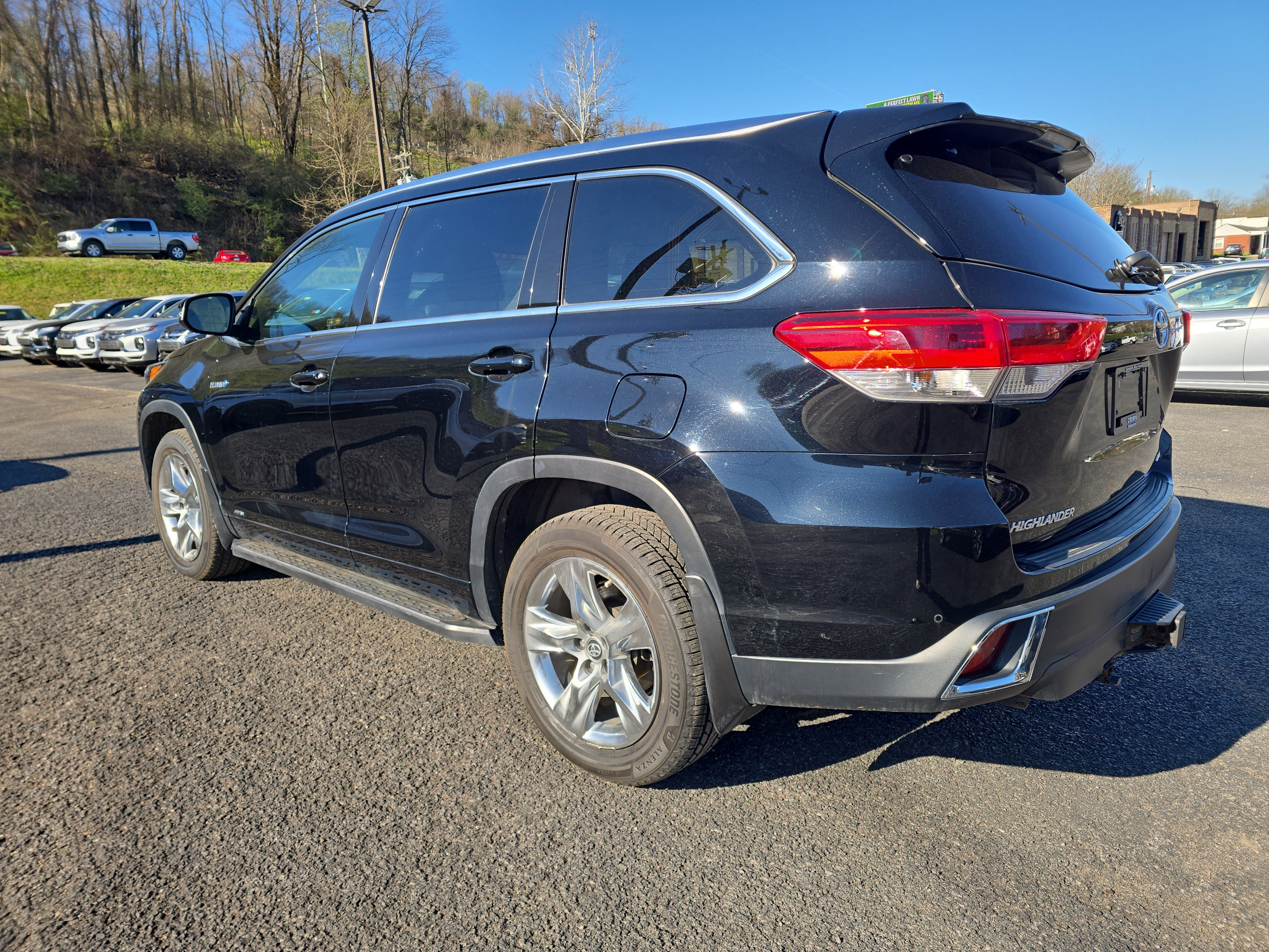 Used 2018 Toyota Highlander Limited image 6