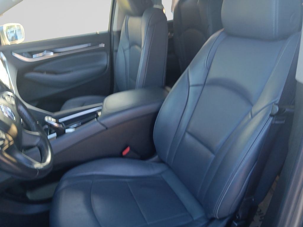 Used 2020 Buick Enclave Essence AWD/4WD image 19