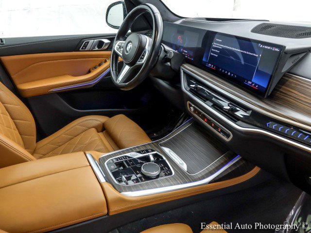 Used 2024 BMW X7 xDrive40i w/ M Sport Package image 34