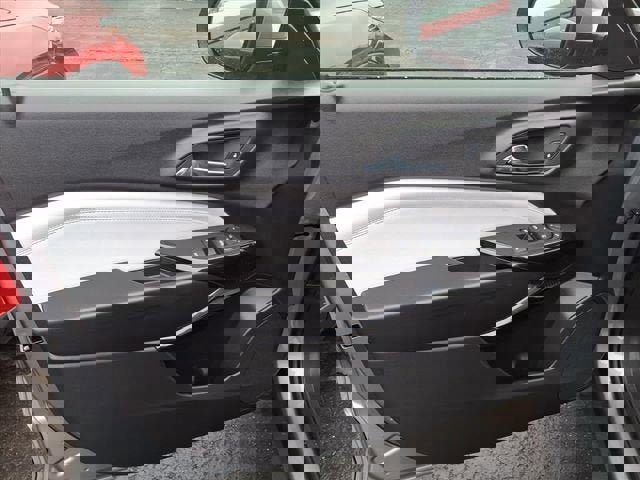 New 2026 Chevrolet Trax LT w/ Driver Confidence Package image 8