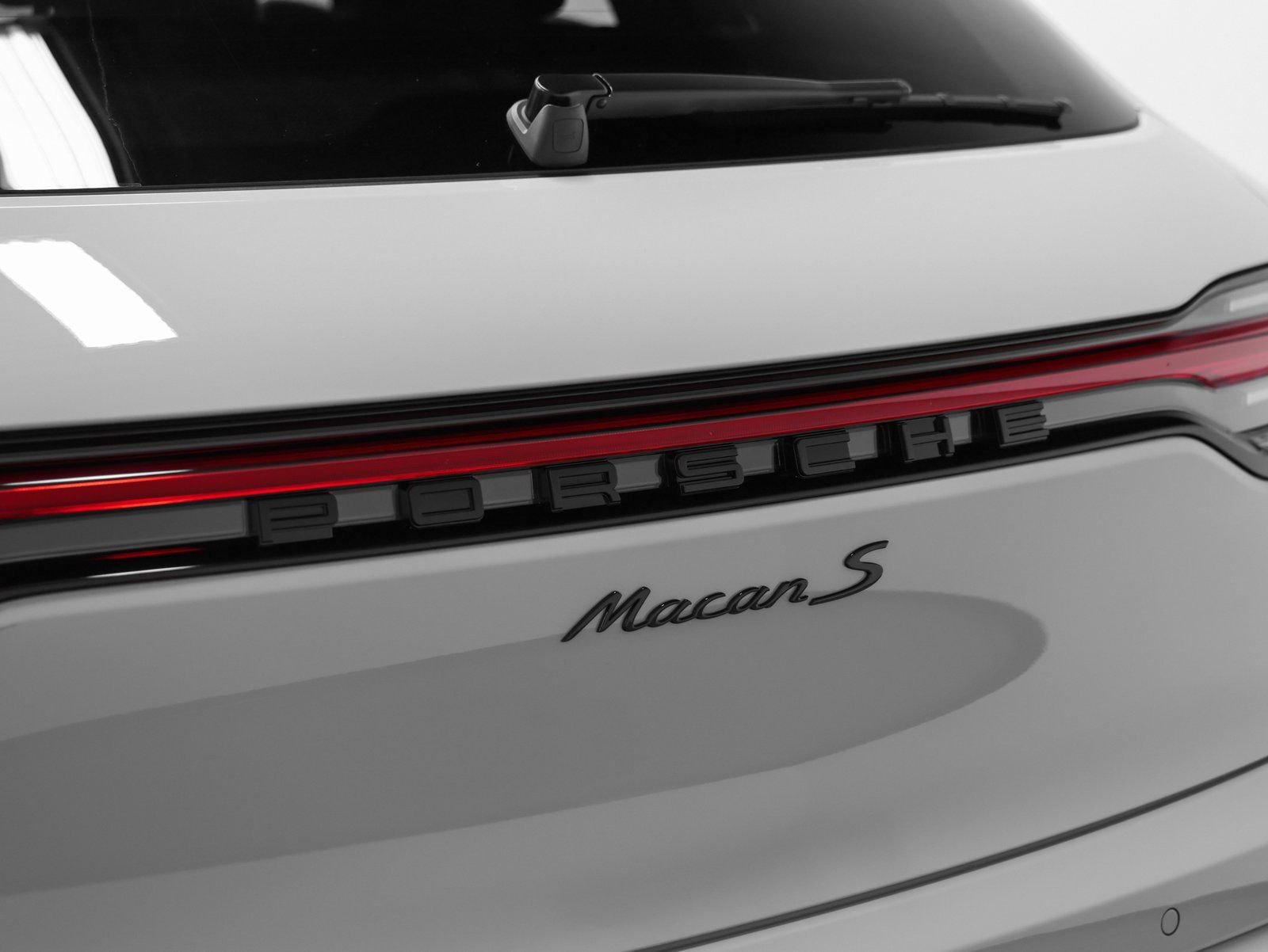 New 2026 Porsche Macan S image 23